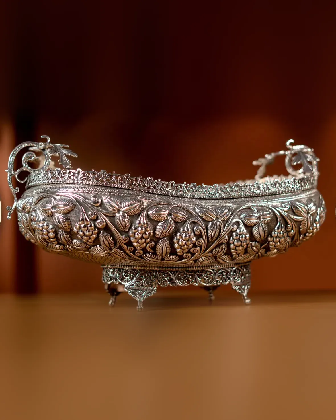 Royal Nakshi Fruit Bowl